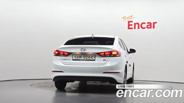 Hyundai Avante 2016 thumb 3