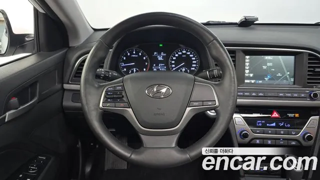 Hyundai Avante 2016 thumb 12