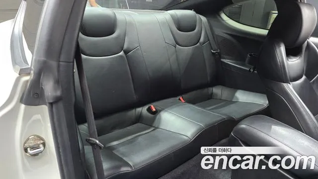 Hyundai Genesis 2010 thumb 12