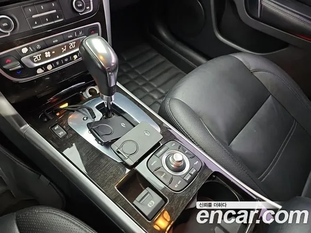 Renault-KoreaSamsung SM5 2013 thumb 7