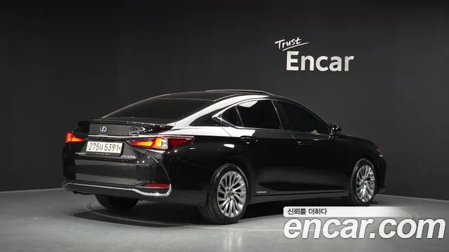 Lexus ES 2021 thumb 2