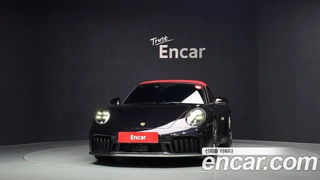 Porsche 911 2025 thumb 3