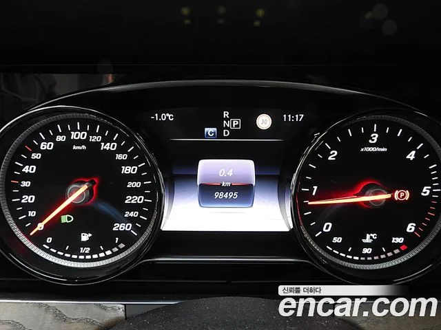 Mercedes-Benz E-Класс 2017 thumb 8