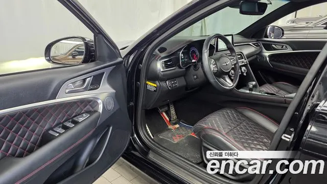 Genesis G70 2019 thumb 10
