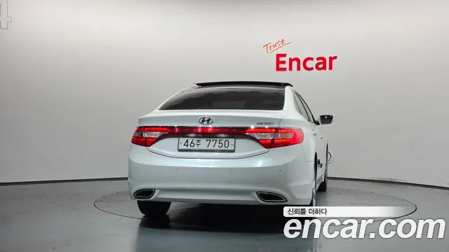 Hyundai Grandeur 2012 thumb 4