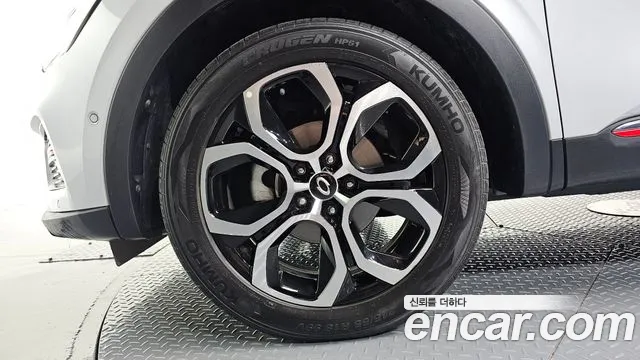 Renault-KoreaSamsung Arkana 2022 thumb 5