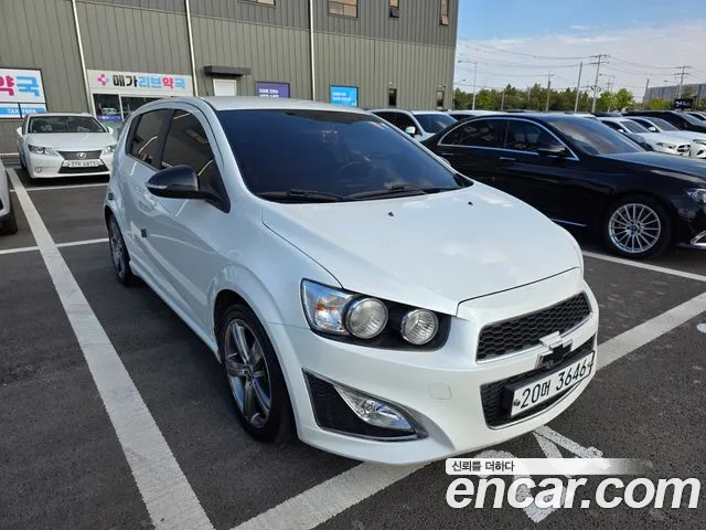 ChevroletGMDaewoo Aveo 2014 thumb 2