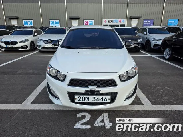 ChevroletGMDaewoo Aveo 2014 thumb 3