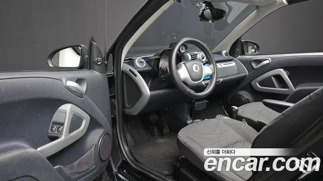 Smart Fortwo 2014 thumb 10