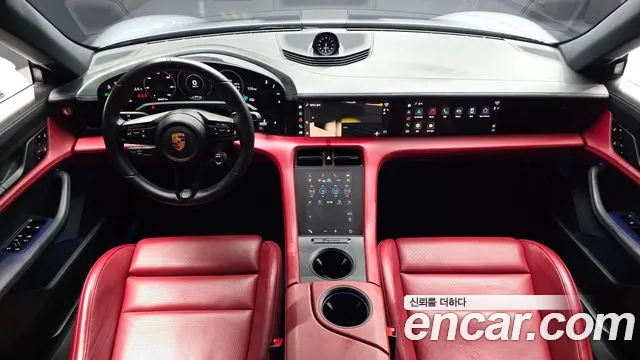 Porsche Taycan 2020 thumb 7