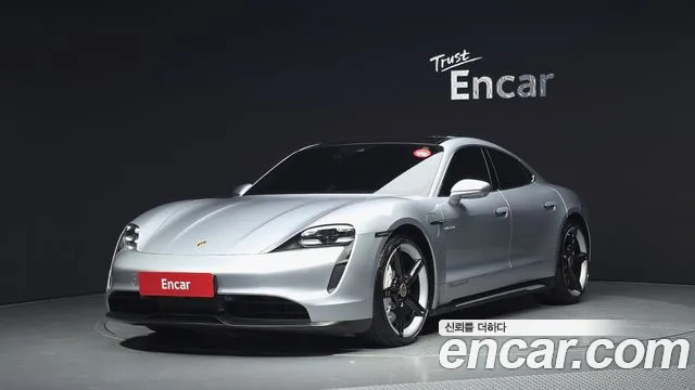 Porsche Taycan 2020 thumb 11