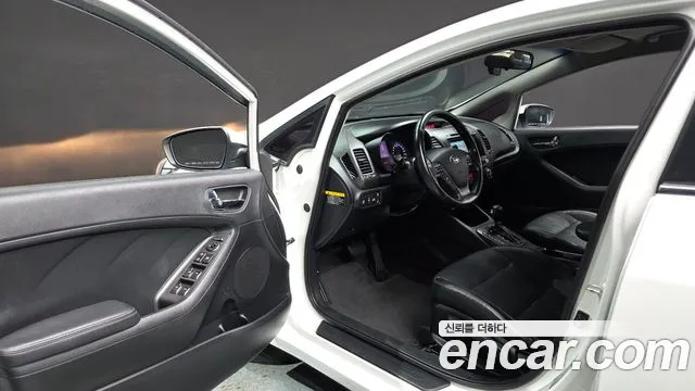 Kia K3 2014 thumb 10