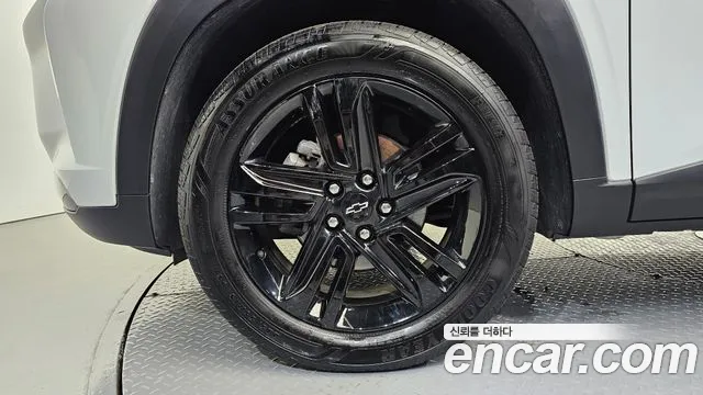ChevroletGMDaewoo Tracker 2023 thumb 5