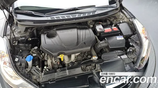 Hyundai Avante 2012 thumb 6