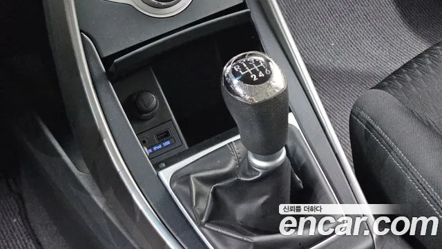 Hyundai Avante 2012 thumb 9