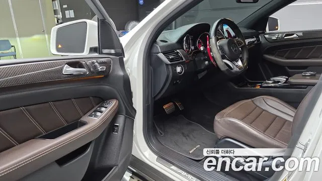Mercedes-Benz GLE 2019 thumb 10