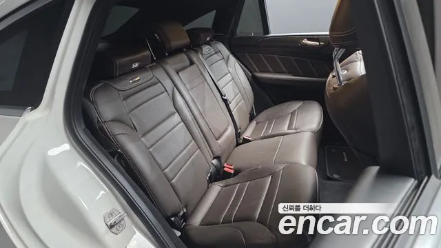Mercedes-Benz GLE 2019 thumb 11