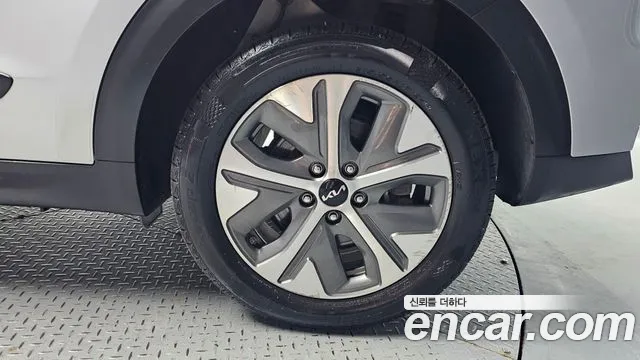 Kia Niro 2022 thumb 5