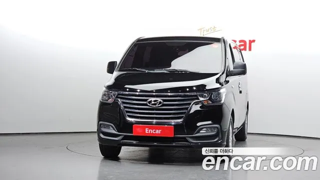 Hyundai Starex 2018 thumb 3