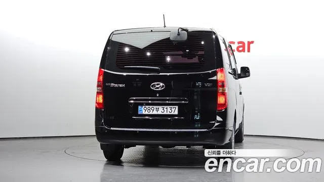 Hyundai Starex 2018 thumb 4