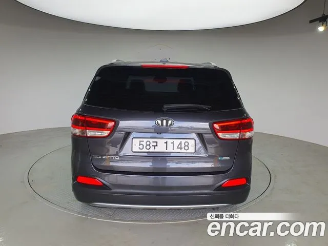 Kia Sorento 2015 thumb 4