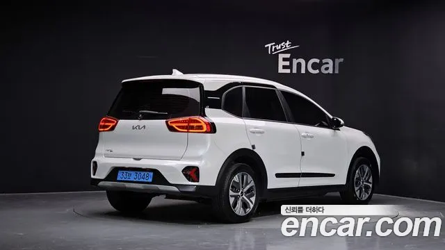 Kia Niro 2022 thumb 2