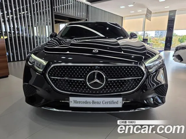Mercedes-Benz E-Класс 2025 thumb 3