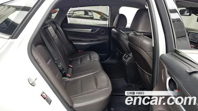 Hyundai Grandeur 2018 thumb 12