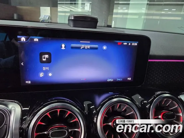 Mercedes-Benz EQB 2025 thumb 9