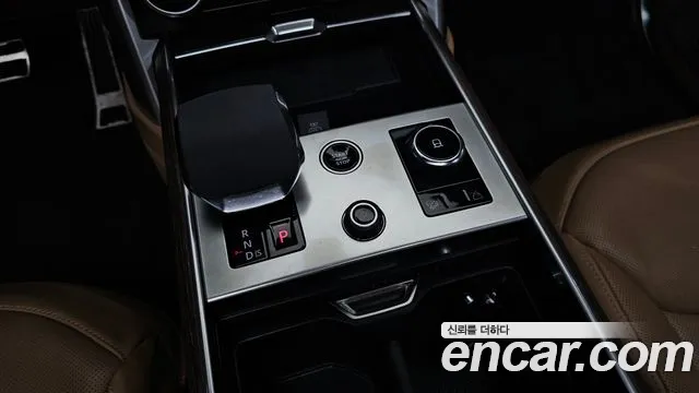 Land Rover Range Rover 2023 thumb 8