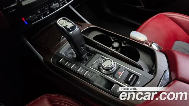 Maserati Levante 2020 thumb 9