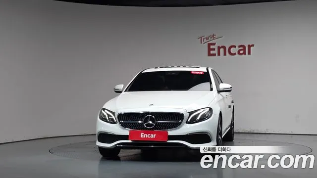 Mercedes-Benz E-Класс 2020 thumb 2