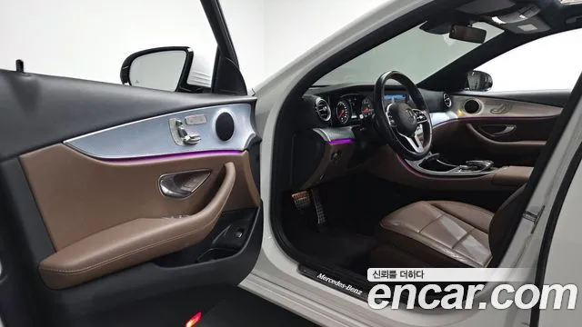 Mercedes-Benz E-Класс 2020 thumb 9
