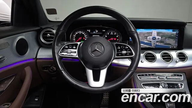 Mercedes-Benz E-Класс 2020 thumb 12