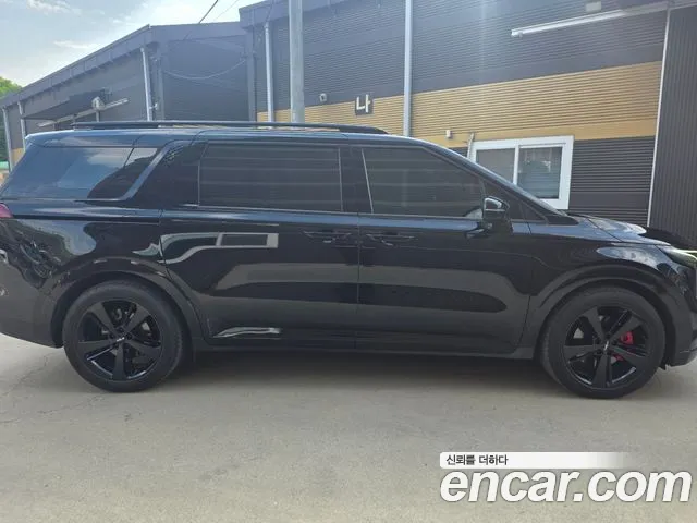 Kia Carnival 2020 thumb 3