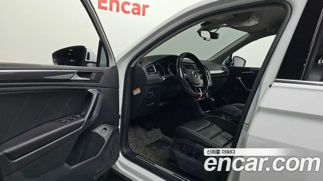 Volkswagen Tiguan 2020 thumb 10
