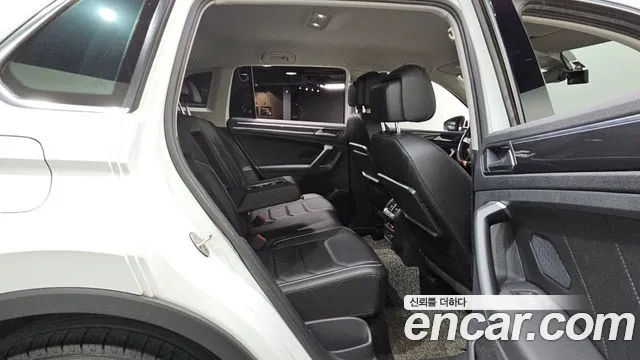 Volkswagen Tiguan 2020 thumb 12