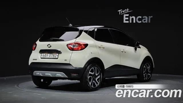 Renault-KoreaSamsung Captur 2015 thumb 2