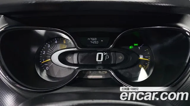 Renault-KoreaSamsung Captur 2015 thumb 8