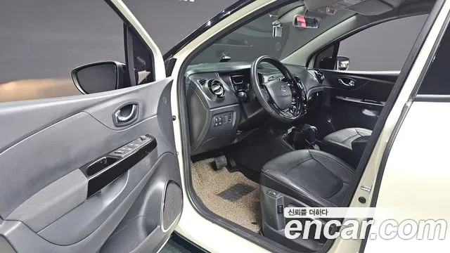 Renault-KoreaSamsung Captur 2015 thumb 10