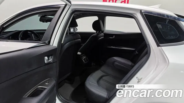 Kia K5 2019 thumb 11