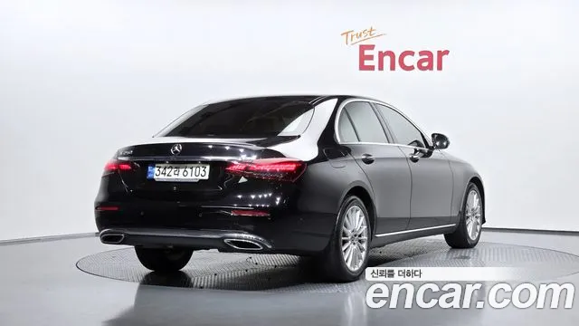 Mercedes-Benz E-Класс 2021 thumb 2