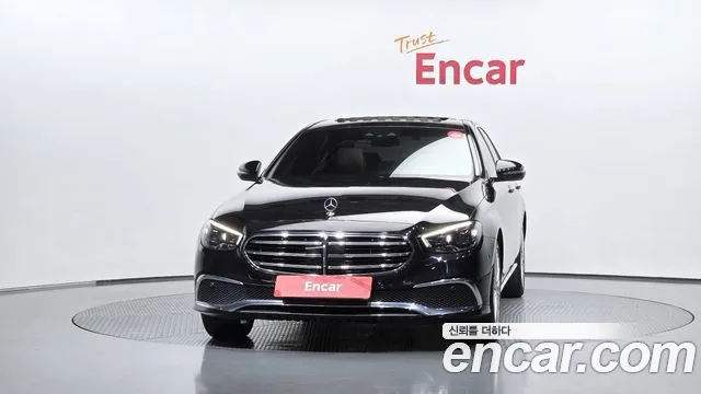 Mercedes-Benz E-Класс 2021 thumb 3
