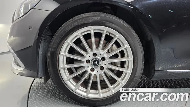 Mercedes-Benz E-Класс 2021 thumb 5