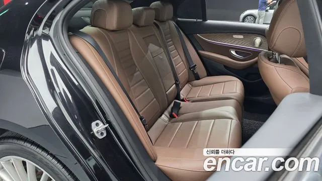 Mercedes-Benz E-Класс 2021 thumb 11