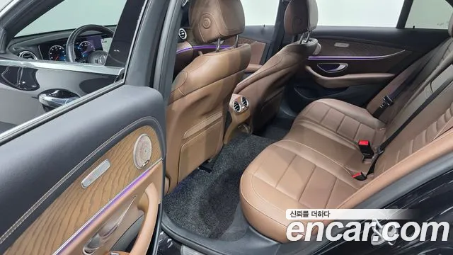Mercedes-Benz E-Класс 2021 thumb 12