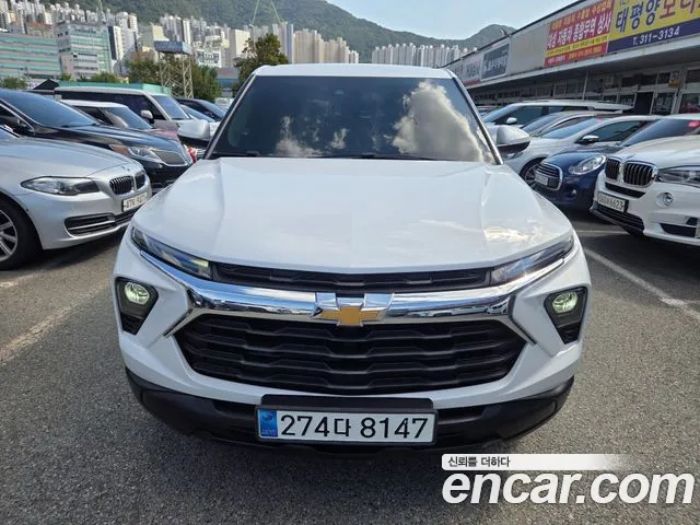 ChevroletGMDaewoo TrailBlazer 2023 thumb 11