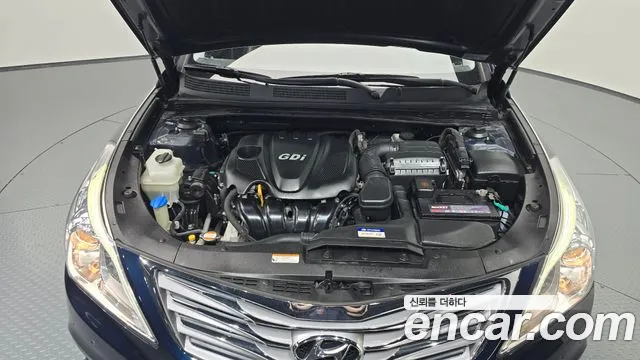 Hyundai Grandeur 2011 thumb 5