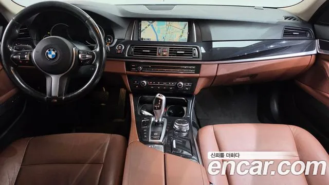 BMW 5-Series 2016 thumb 7