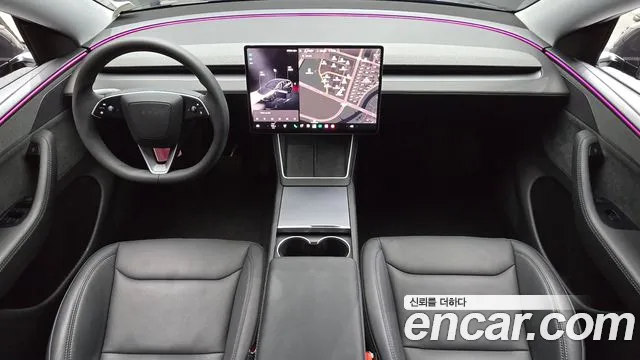 Tesla Model Y 2025 thumb 7